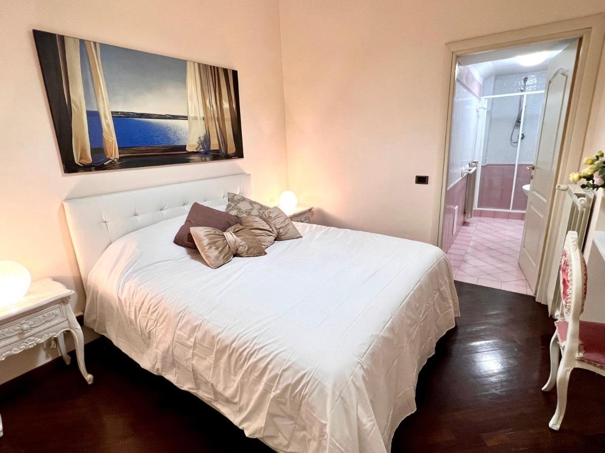 Apartament Domus Elena - Plebiscito Neapol Zewnętrze zdjęcie