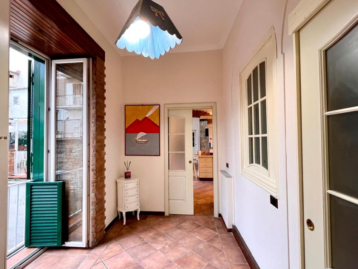 Apartament Domus Elena - Plebiscito Neapol Zewnętrze zdjęcie