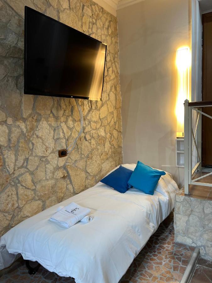 Apartament Domus Elena - Plebiscito Neapol Zewnętrze zdjęcie